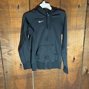 nike therma fit